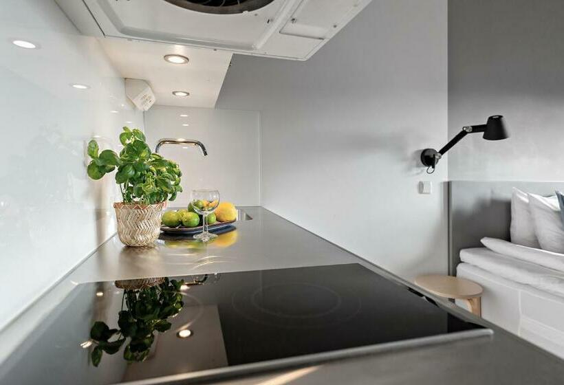 标准工作室, Forenom Hotel Kista