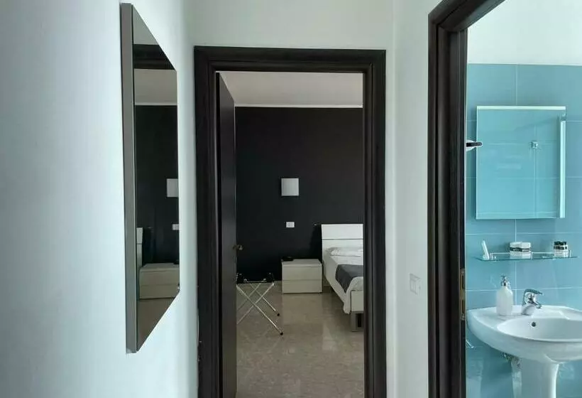 デラックスの４人部屋, Noventa