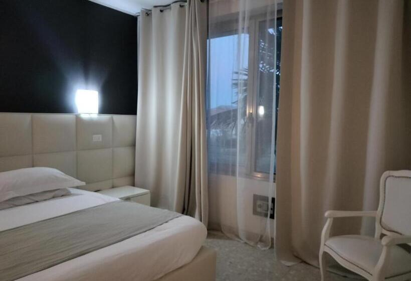 Четырехместный Номер Deluxe, Noventa