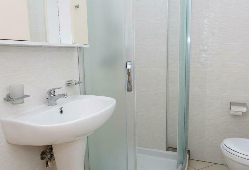 Triple Room Sea View, Royal