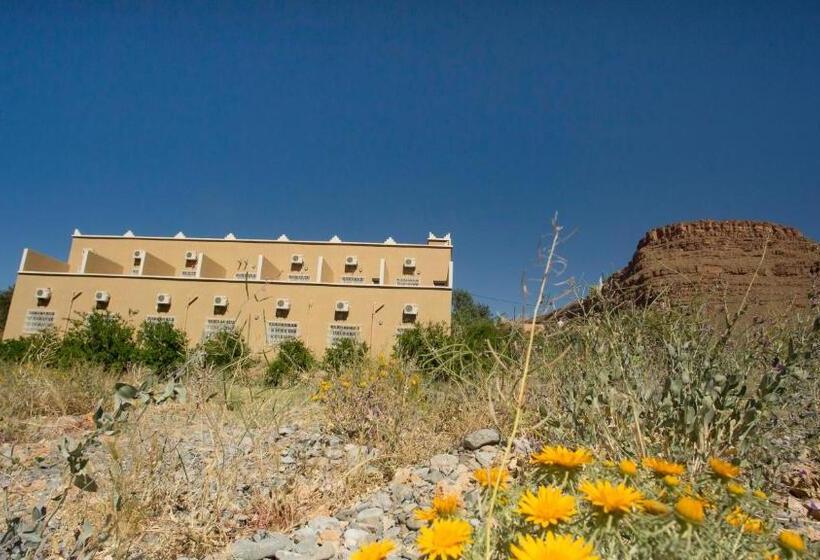 Chambre Triple Standard, Kasbah Hotel Camping Jurassique