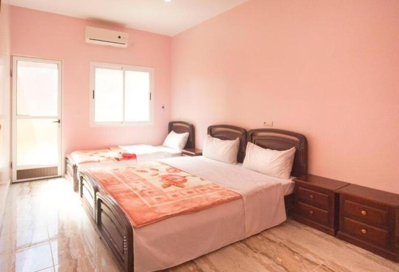 اتاق استاندارد یک نفره, Kasbah Hotel Camping Jurassique