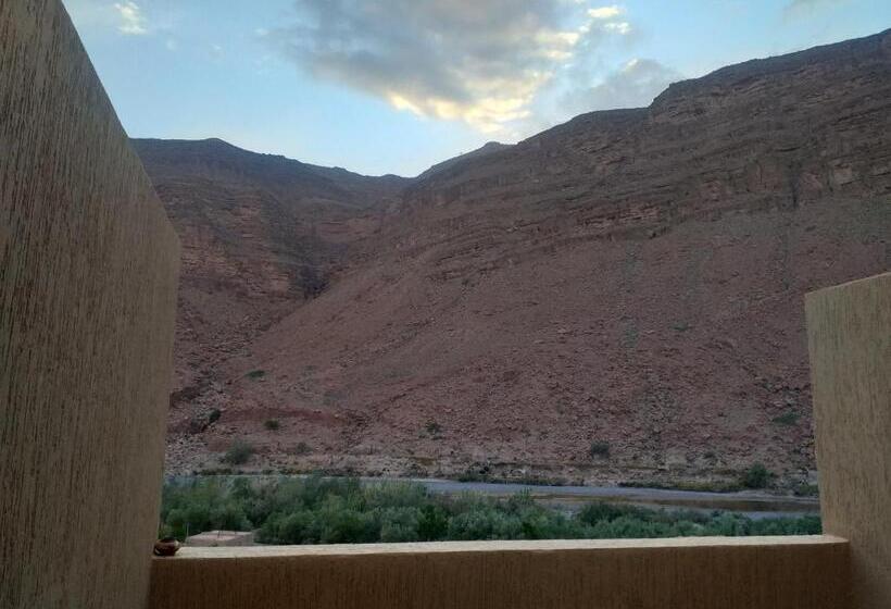 Chambre Standard Individuelle, Kasbah Hotel Camping Jurassique