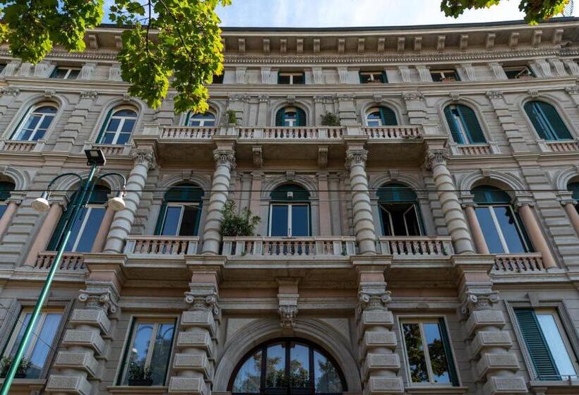 带观景的豪华间, Castello Guest House Milano