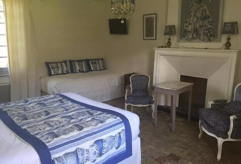 スタンダードトリプルルーム, La Maison D Aline Honfleur Maison D Hôte De Charme A La Normande