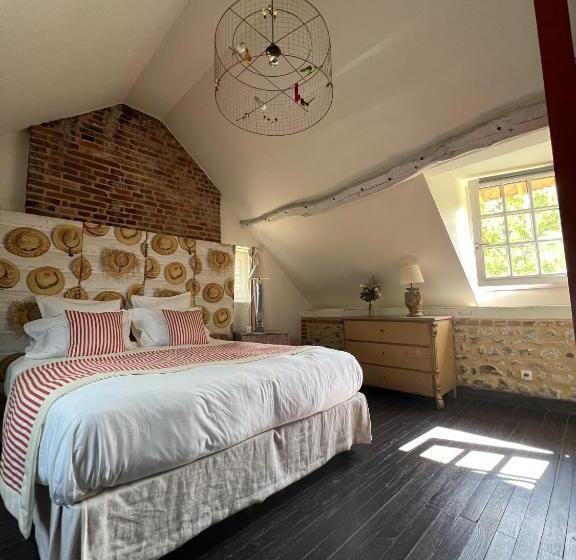 Номер Стандарт Вид на Сад, La Maison D Aline   Honfleur   Maison D Hôte De Charme A La Normande