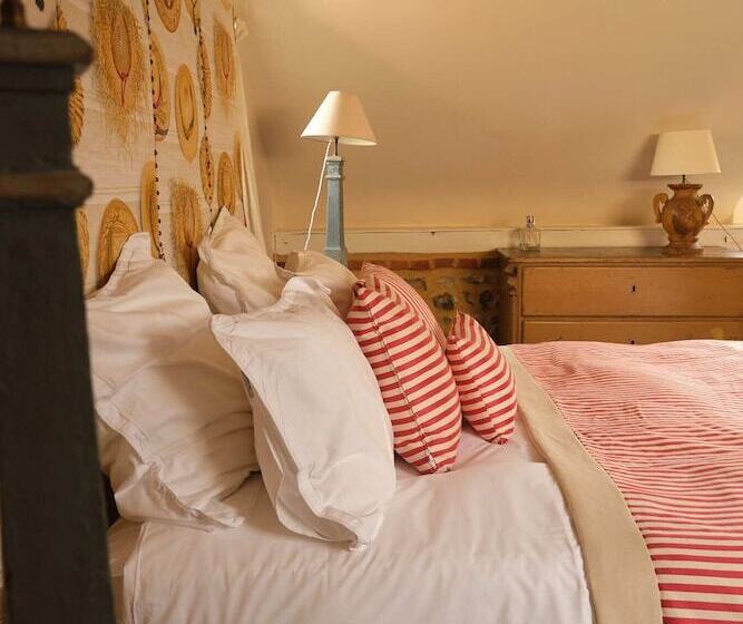 Номер Стандарт Вид на Сад, La Maison D Aline   Honfleur   Maison D Hôte De Charme A La Normande