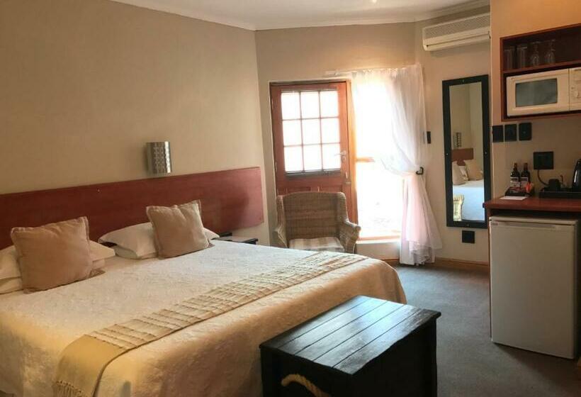 Номер Стандарт, A La Martha S Airport Guest House