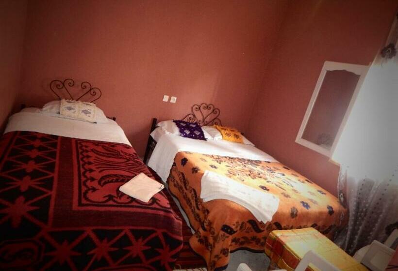 Трехместный Номер Стандарт с Балконом, Myhouse Todgha