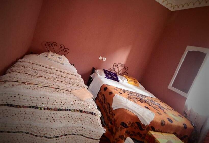 Трехместный Номер Стандарт с Балконом, Myhouse Todgha