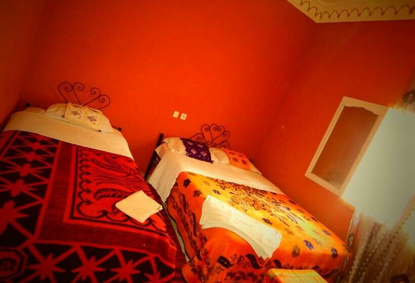 Трехместный Номер Стандарт с Балконом, Myhouse Todgha