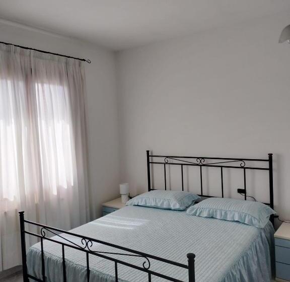 آپارتمان سوپریور 1 خوابه, Bandi House