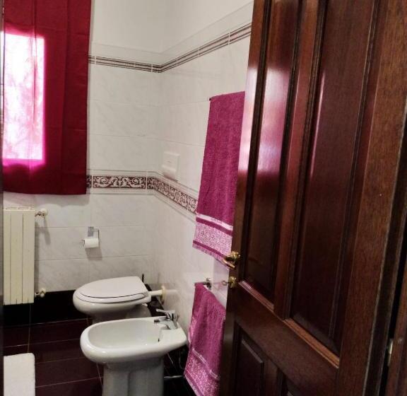 آپارتمان سوپریور 1 خوابه, Bandi House