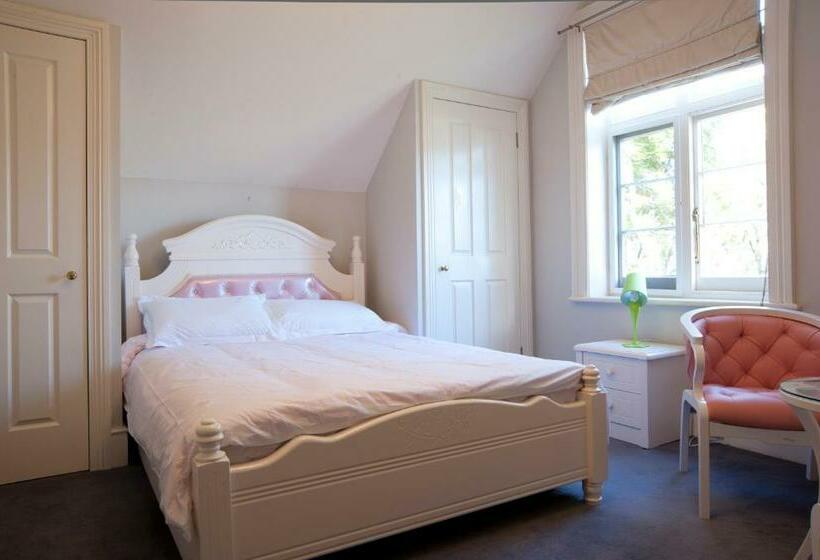 חדר סטנדרט חדר אמבטיה משותף, Lowena Cafe And Accommodation