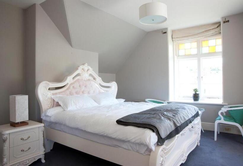 חדר סטנדרט חדר אמבטיה משותף, Lowena Cafe And Accommodation