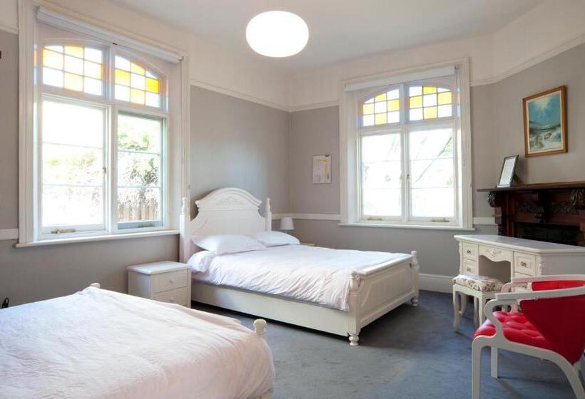 חדר סטנדרט שתי מיטות זוגיות, Lowena Cafe And Accommodation