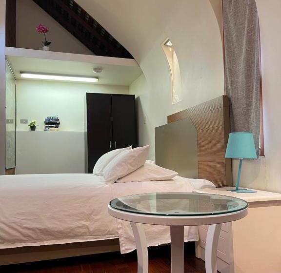 וילה בת חדר שינה 1, Lowena Cafe And Accommodation