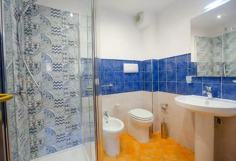 Triple Room Sea View, Cefalu In Blu