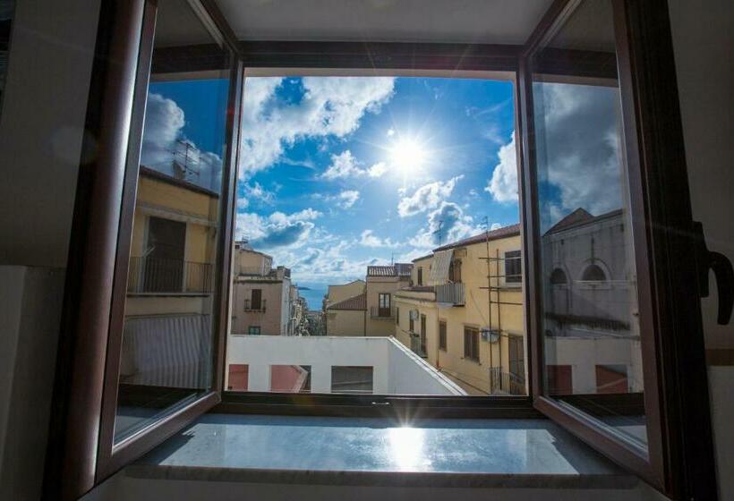 Triple Room Sea View, Cefalu In Blu