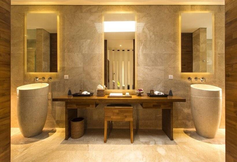 فيلا ديلوكس غرفة نوم, Candi Beach Villas