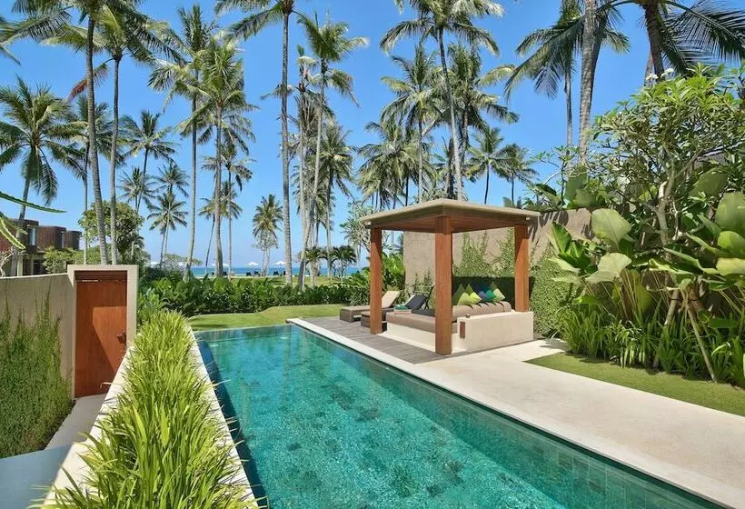 ویلای لوکس 1 خوابه, Candi Beach Villas