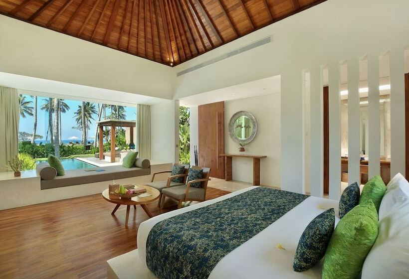 فيلا ديلوكس غرفة نوم, Candi Beach Villas