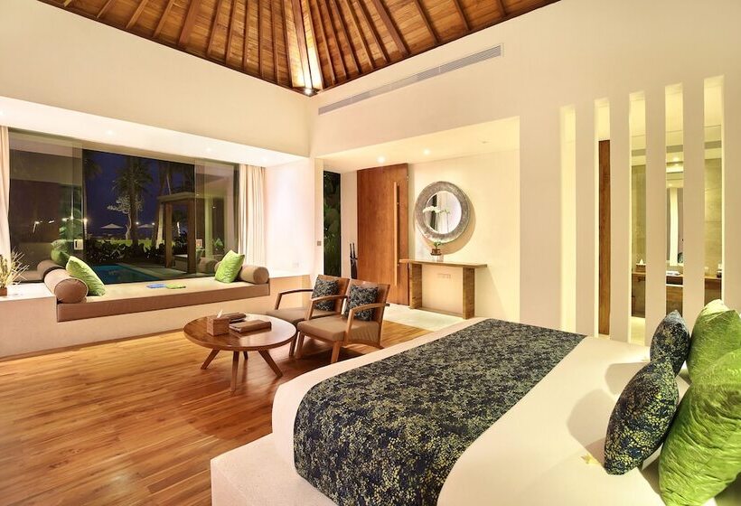 فيلا ديلوكس غرفة نوم, Candi Beach Villas