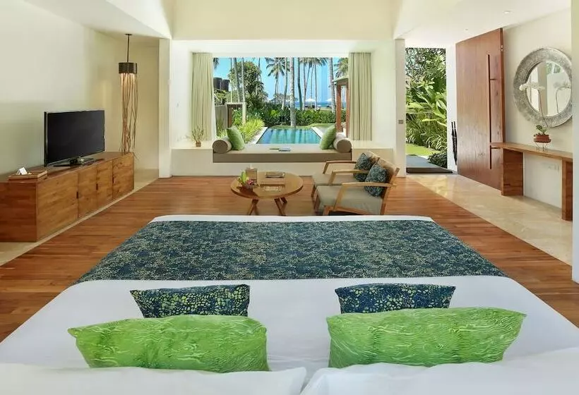 ویلای لوکس 1 خوابه, Candi Beach Villas