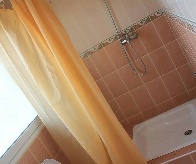 اتاق استاندارد, K.méléon Hôtel