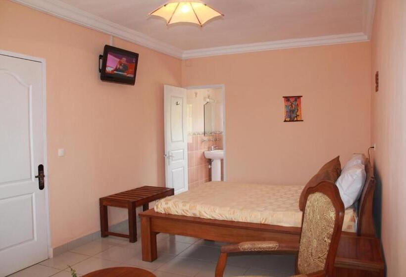 اتاق استاندارد, K.méléon Hôtel