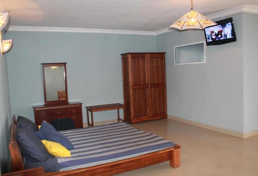 اتاق استاندارد با بالکن, K.méléon Hôtel