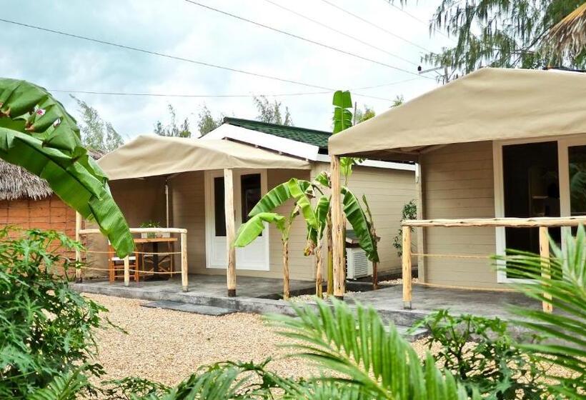 חדר סטנדרט נוף לגינה, Mwezi Boutique Resort