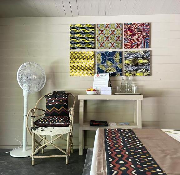 חדר סטנדרט נוף לבריכה, Mwezi Boutique Resort