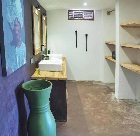 סוויטה עם בריכה, Mwezi Boutique Resort