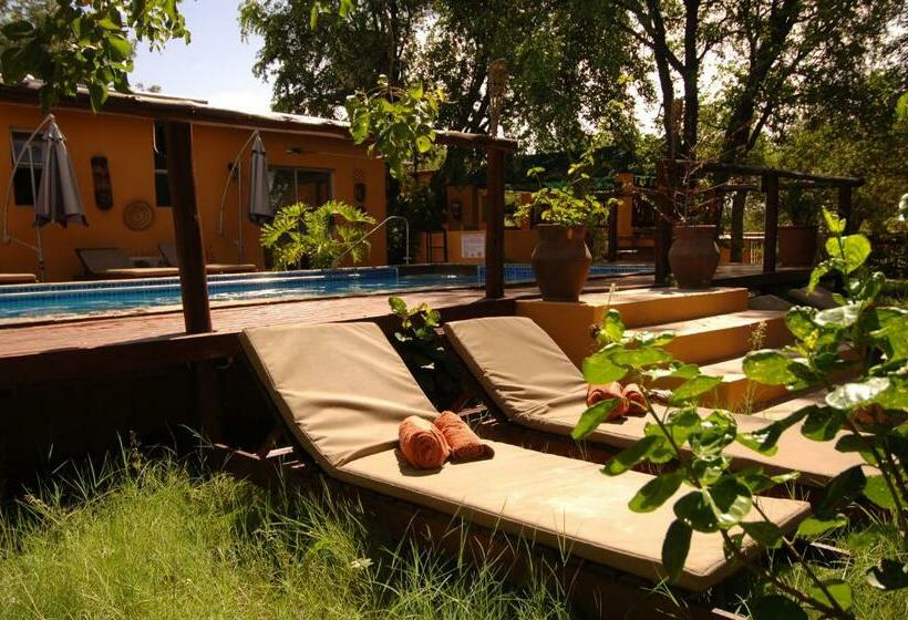 חדר סטנדרט, Normann Safari Bush Lodge