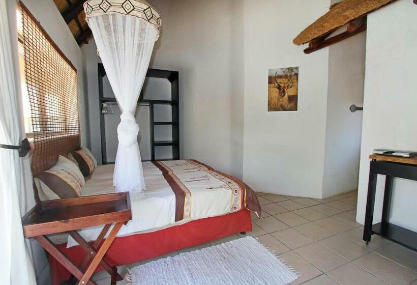בית, חדר שינה 1, Normann Safari Bush Lodge