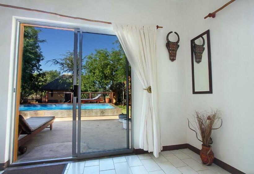 חדר סטנדרט, Normann Safari Bush Lodge