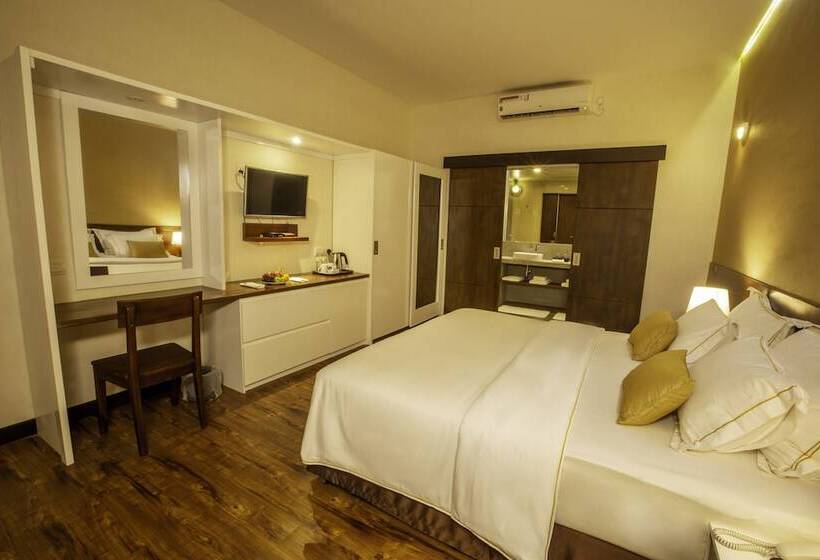 חדר דחוקס עם מיטת קינג, Sevana City