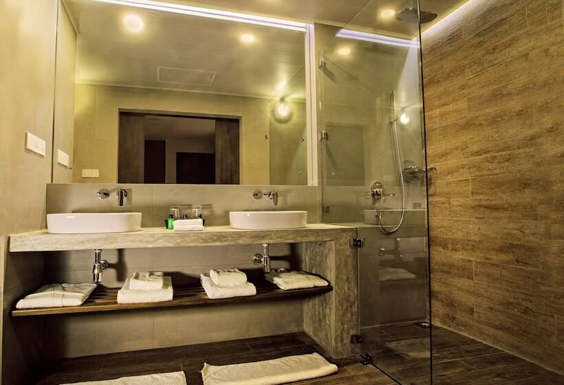 חדר דלוקס פנימי, Sevana City