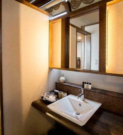 חדר סטנדרט, Shinyu No Yado Sazana