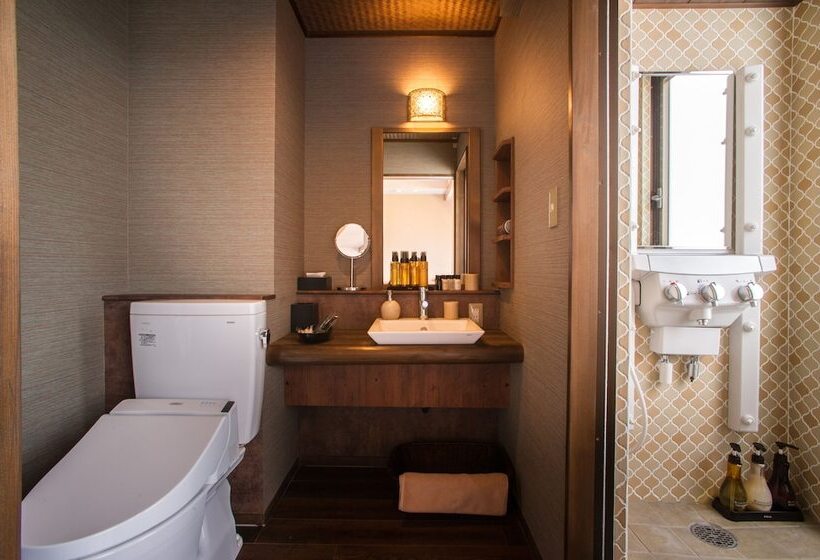 חדר סטנדרט יחיד, Shinyu No Yado Sazana