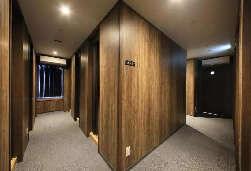 ルームシェアのワンベッド, Kokotel Hakodate