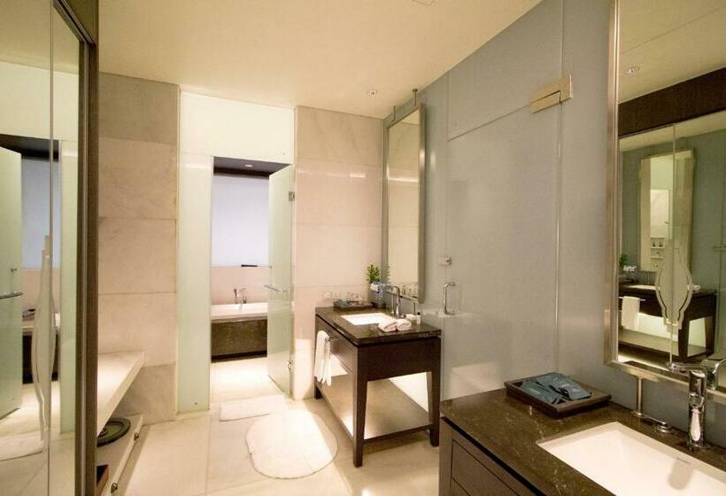 Люкс Повышенной Комфортности, The Anvaya Beach Resort  Bali