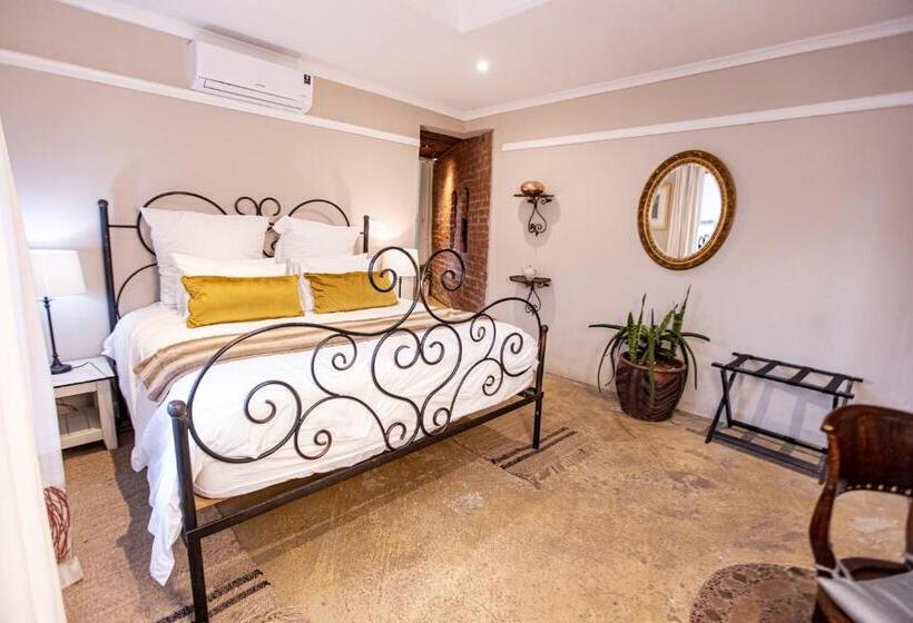 Номер Комфорт, 84 On Fourth Guest House