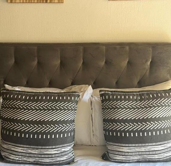 Номер Economy, 84 On Fourth Guest House