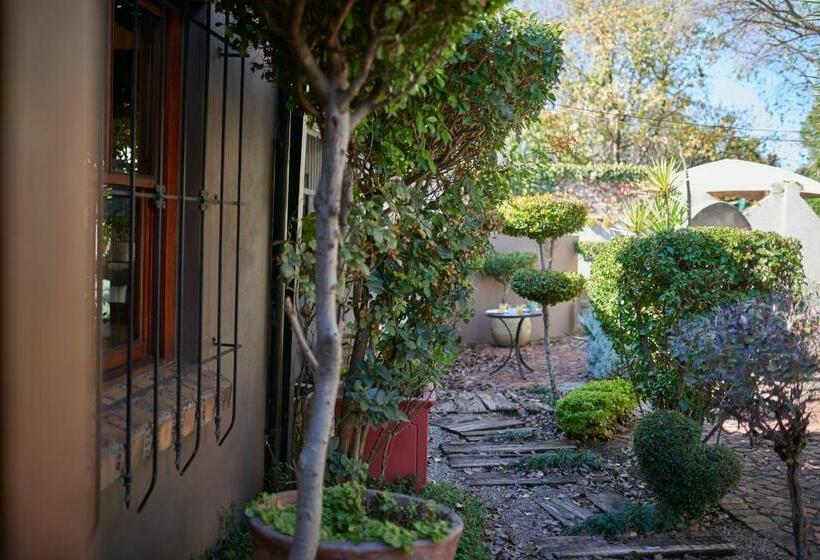 Номер Economy, 84 On Fourth Guest House