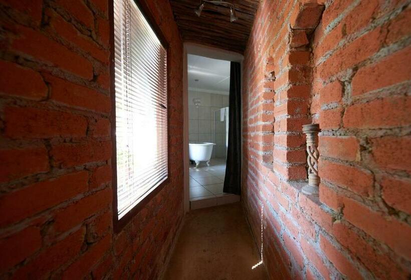 Номер Комфорт, 84 On Fourth Guest House