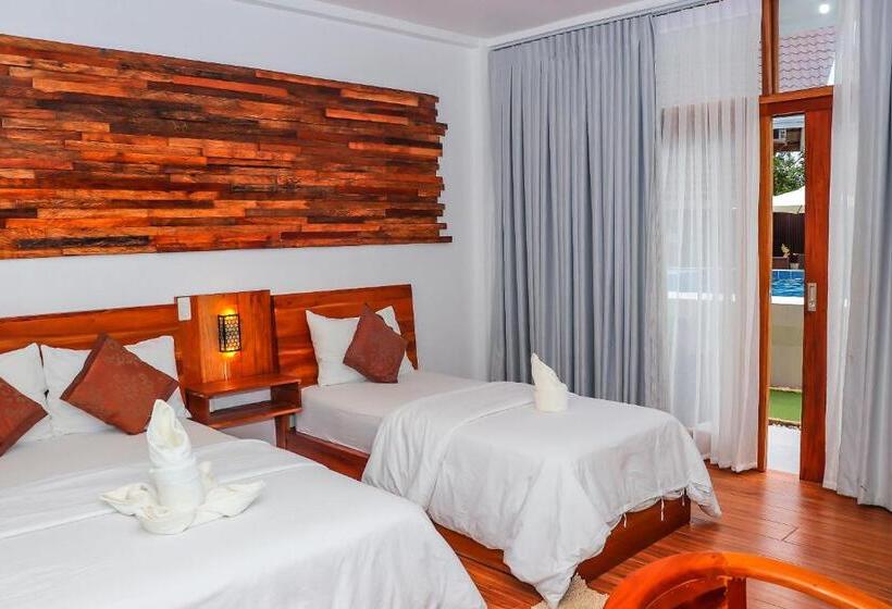 家庭间, Ananda Resort