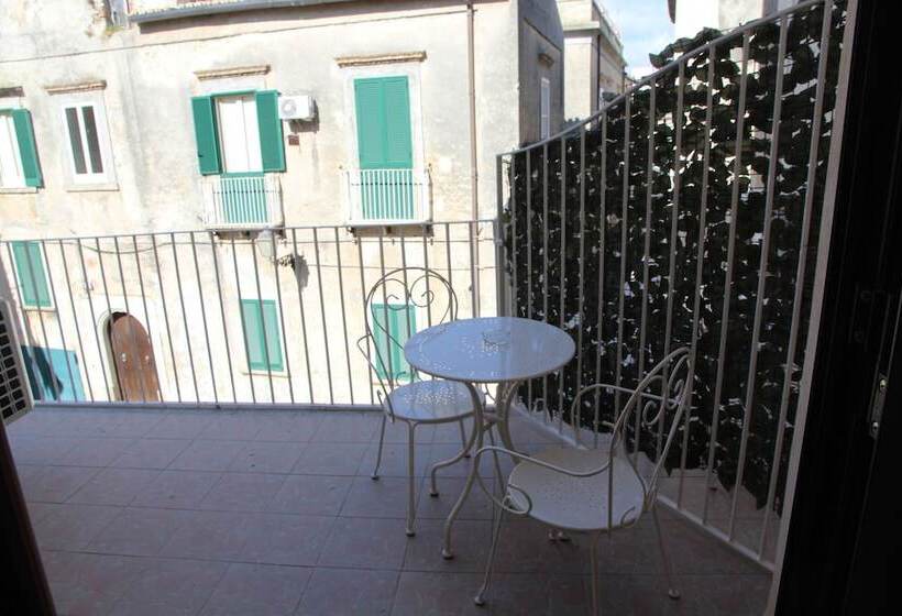 غرفة ديلوكس, Le Due Sicilie