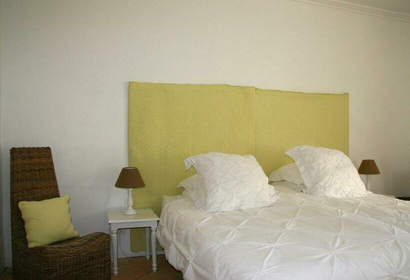 חדר משפחתי נוף לגינה, Couleur Lavande